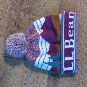 L.L. Bean Kids' Purple and White Mountain Beanie